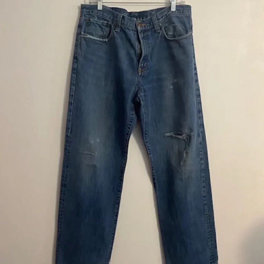 Eddie Bauer Relaxed distressed 5 pockets denim jeans, size 34/34